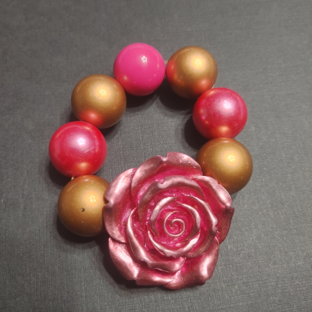 Child's beaded bracelet